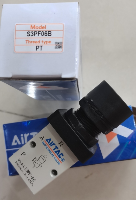 亞德客兩位三通電磁閥4V230C-08B DC24V安裝方式